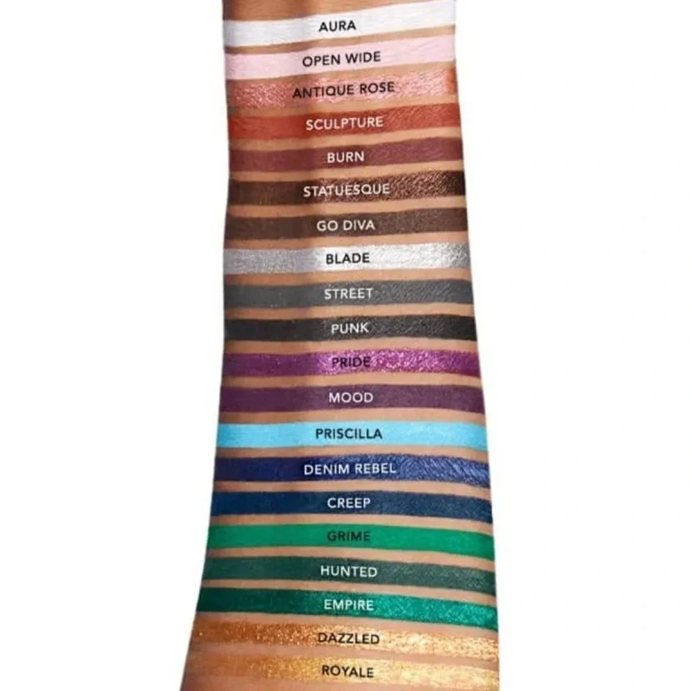 Haus Laboratories EyeDentify Sculpture Brick Brown RedEyeliner Eyeliner Designs